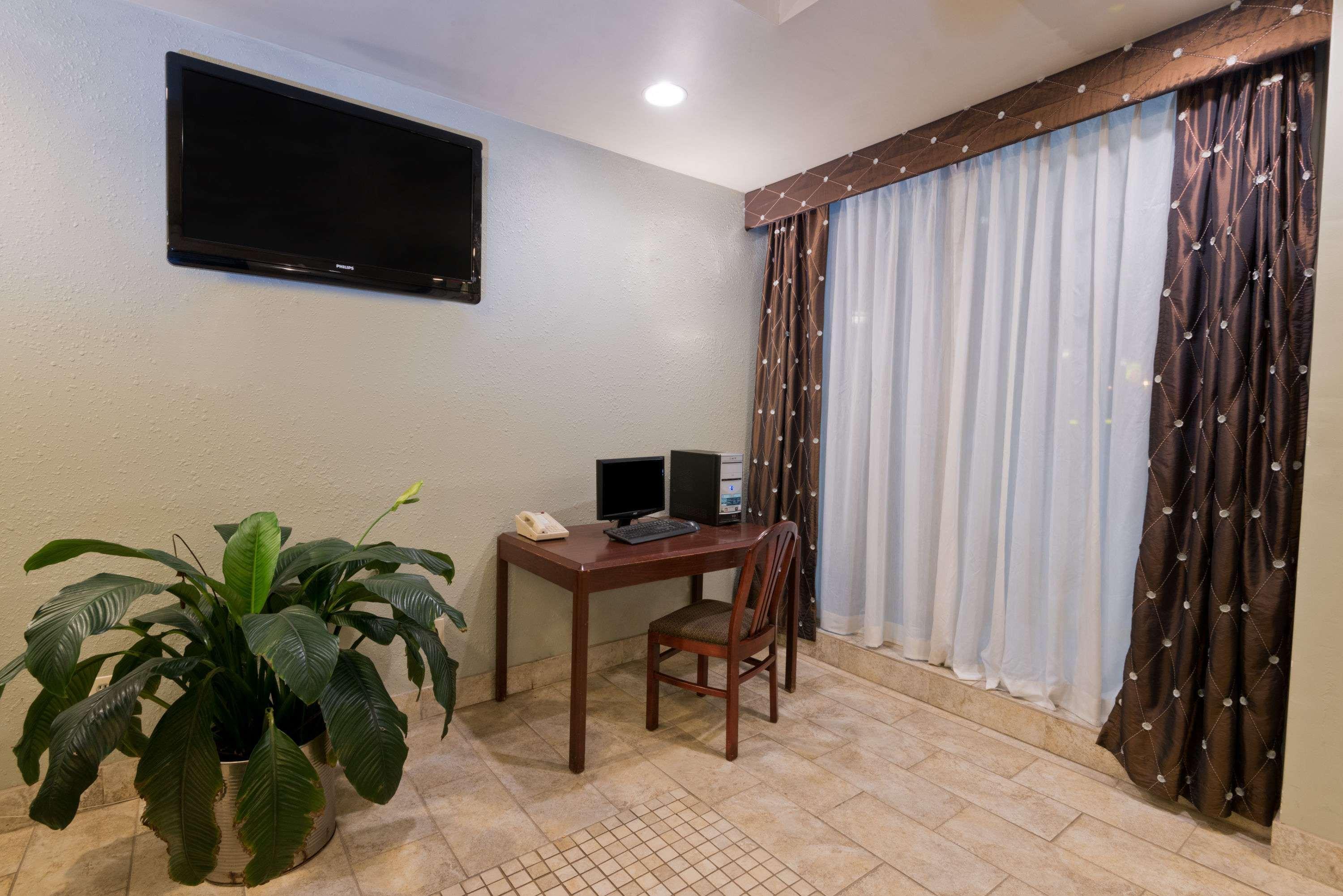 Days Inn By Wyndham Batavia Darien Lake Theme Park Εξωτερικό φωτογραφία
