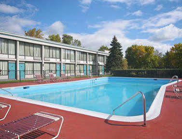 Days Inn By Wyndham Batavia Darien Lake Theme Park Εξωτερικό φωτογραφία